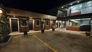 H24 Travelers Pod photo