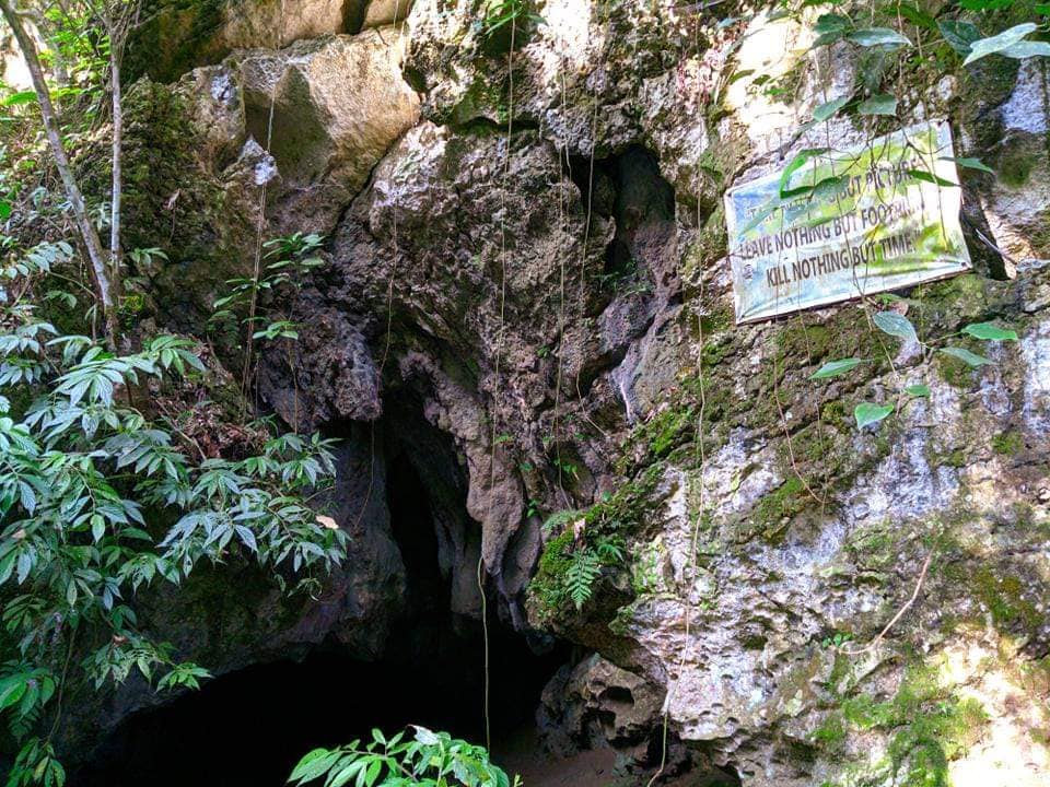 Salawao Cave (Valencia City) photo